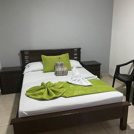 Hotel El Deportista Medellín Dış mekan fotoğraf