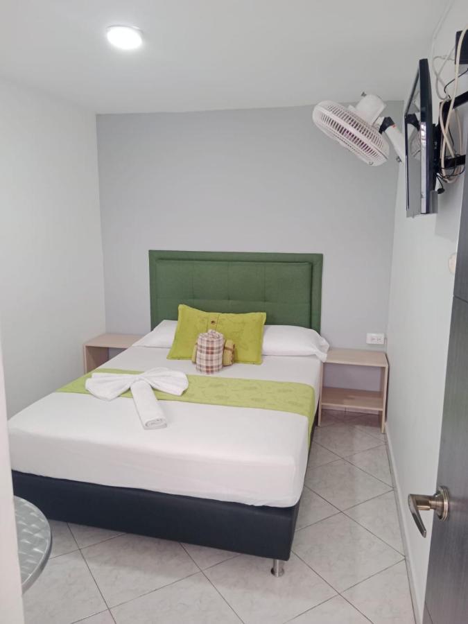 Hotel El Deportista Medellín Dış mekan fotoğraf