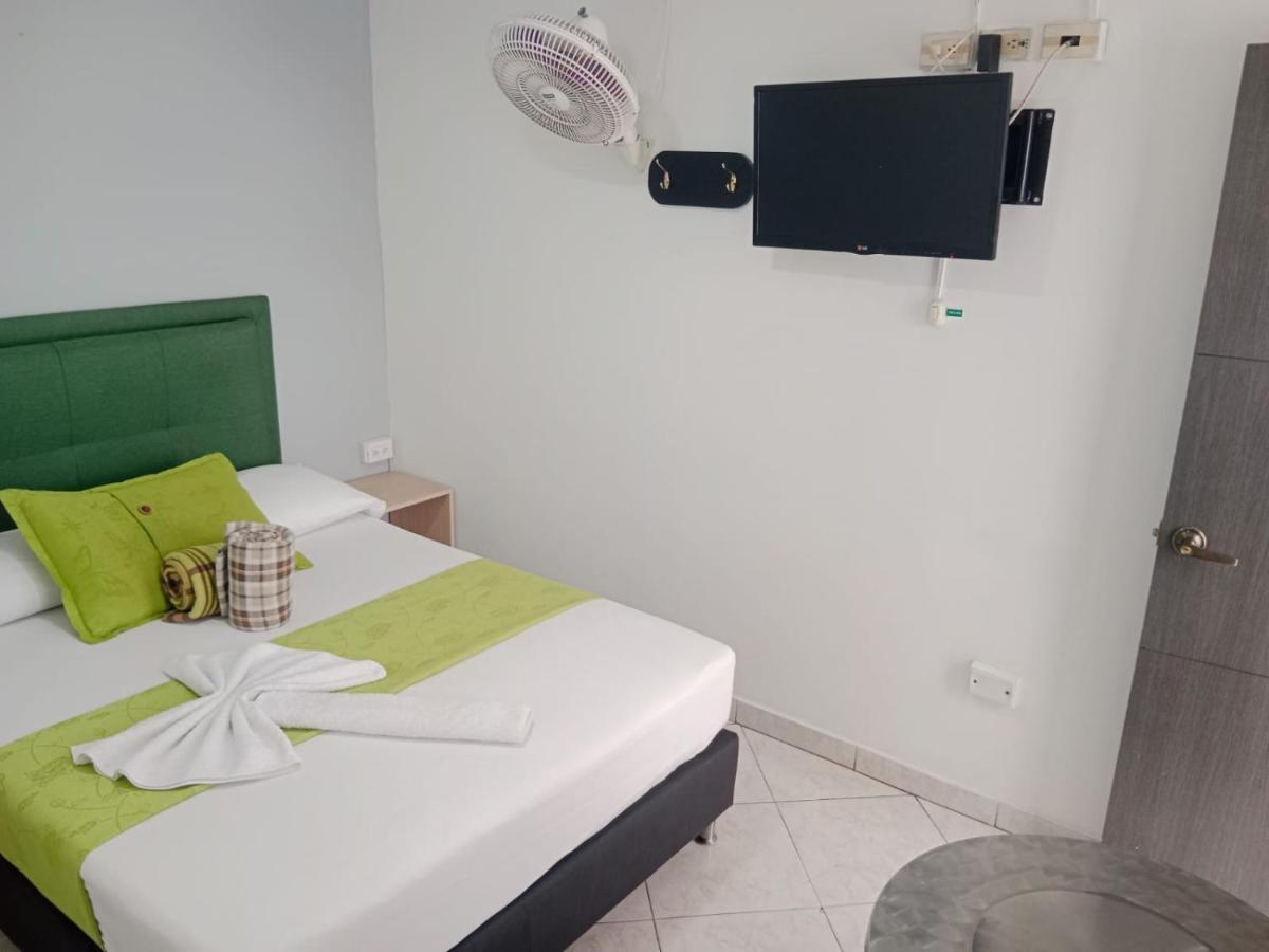 Hotel El Deportista Medellín Dış mekan fotoğraf