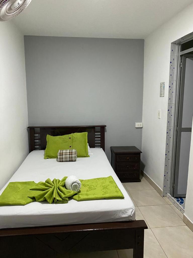 Hotel El Deportista Medellín Dış mekan fotoğraf